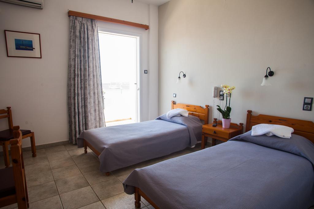 Hotel Olympia Finikas  Ngoại thất bức ảnh